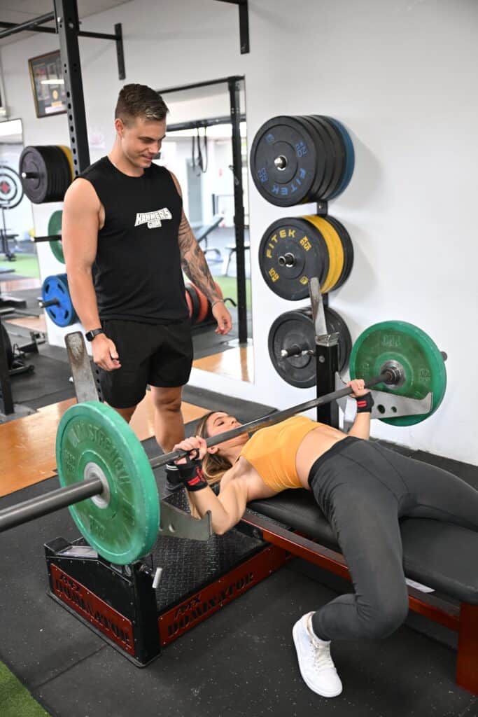 Add 10 Kilos to your Bench in 2 Weeks! - Hammers Gym